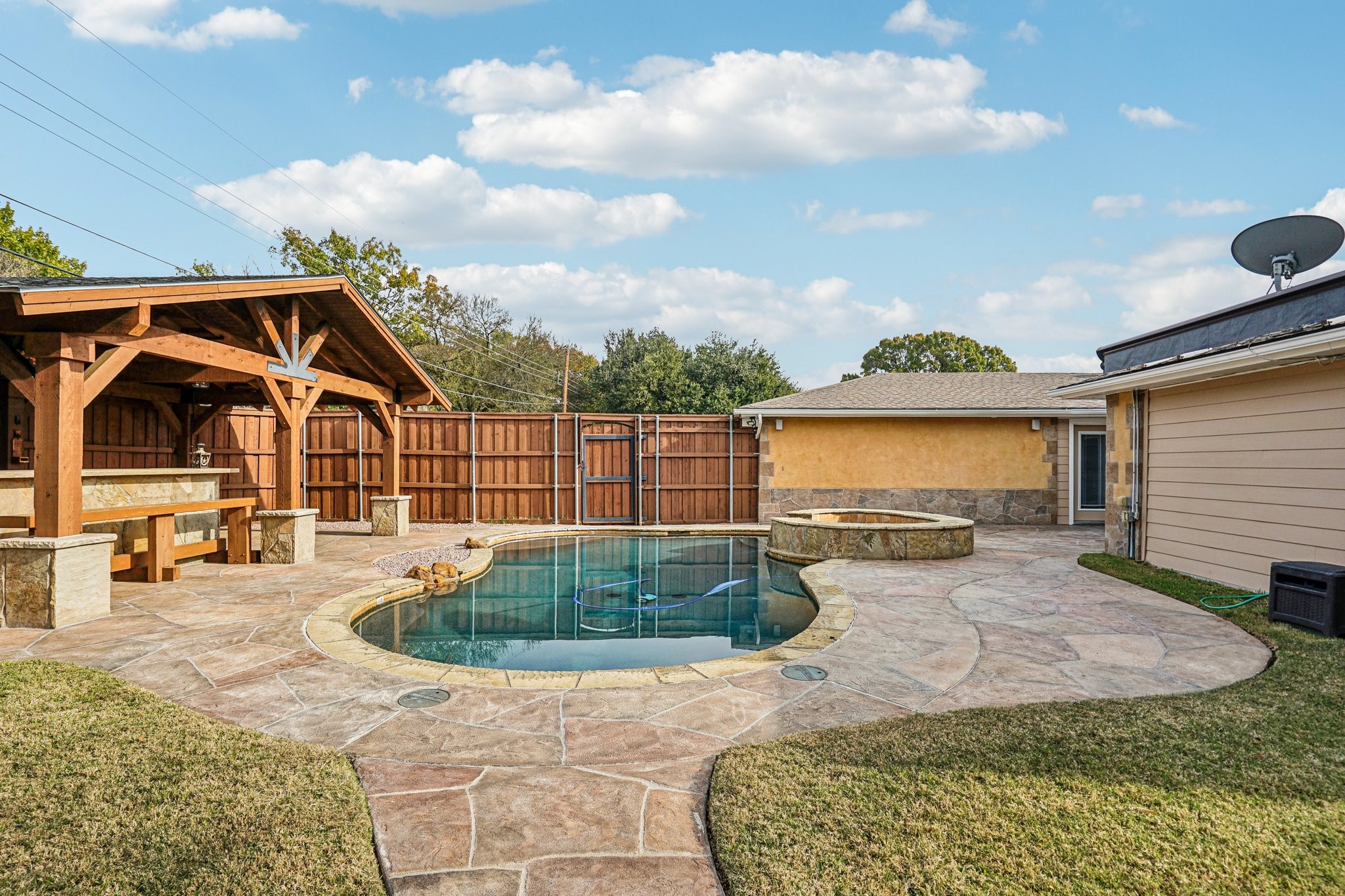 12557 High Meadow Drive Dallas TX 75244