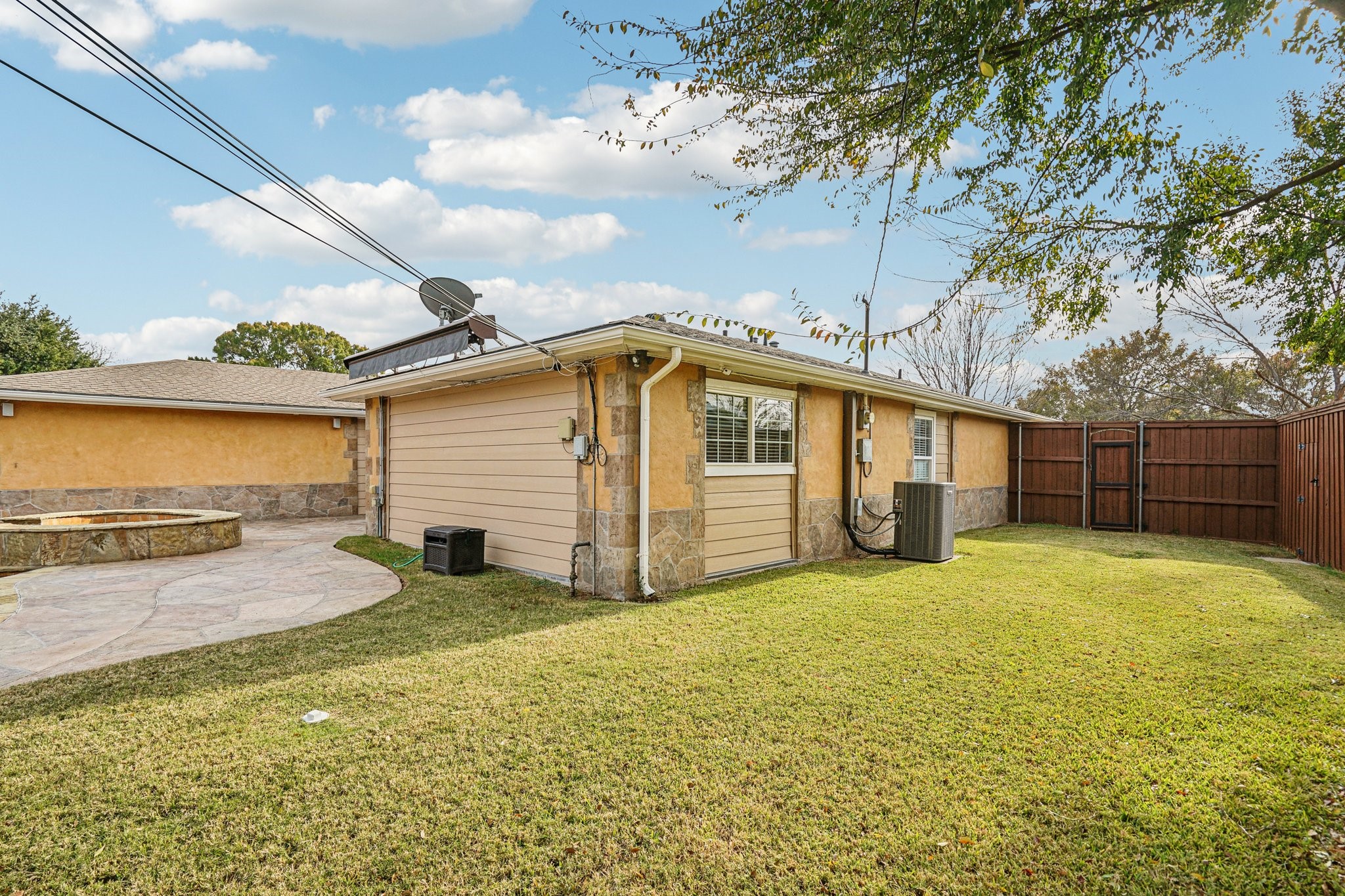 12557 High Meadow Drive Dallas TX 75244