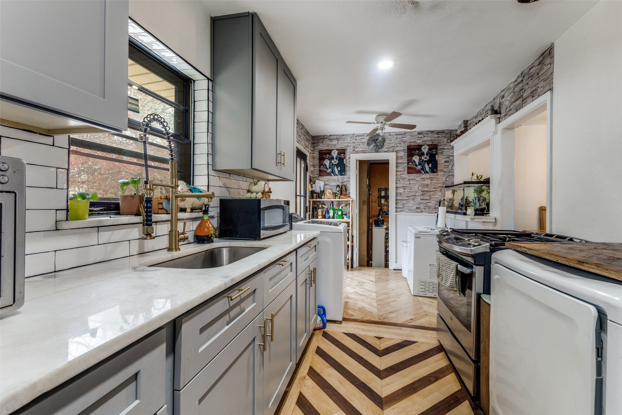 11103 Tascosa Street Dallas TX 75228