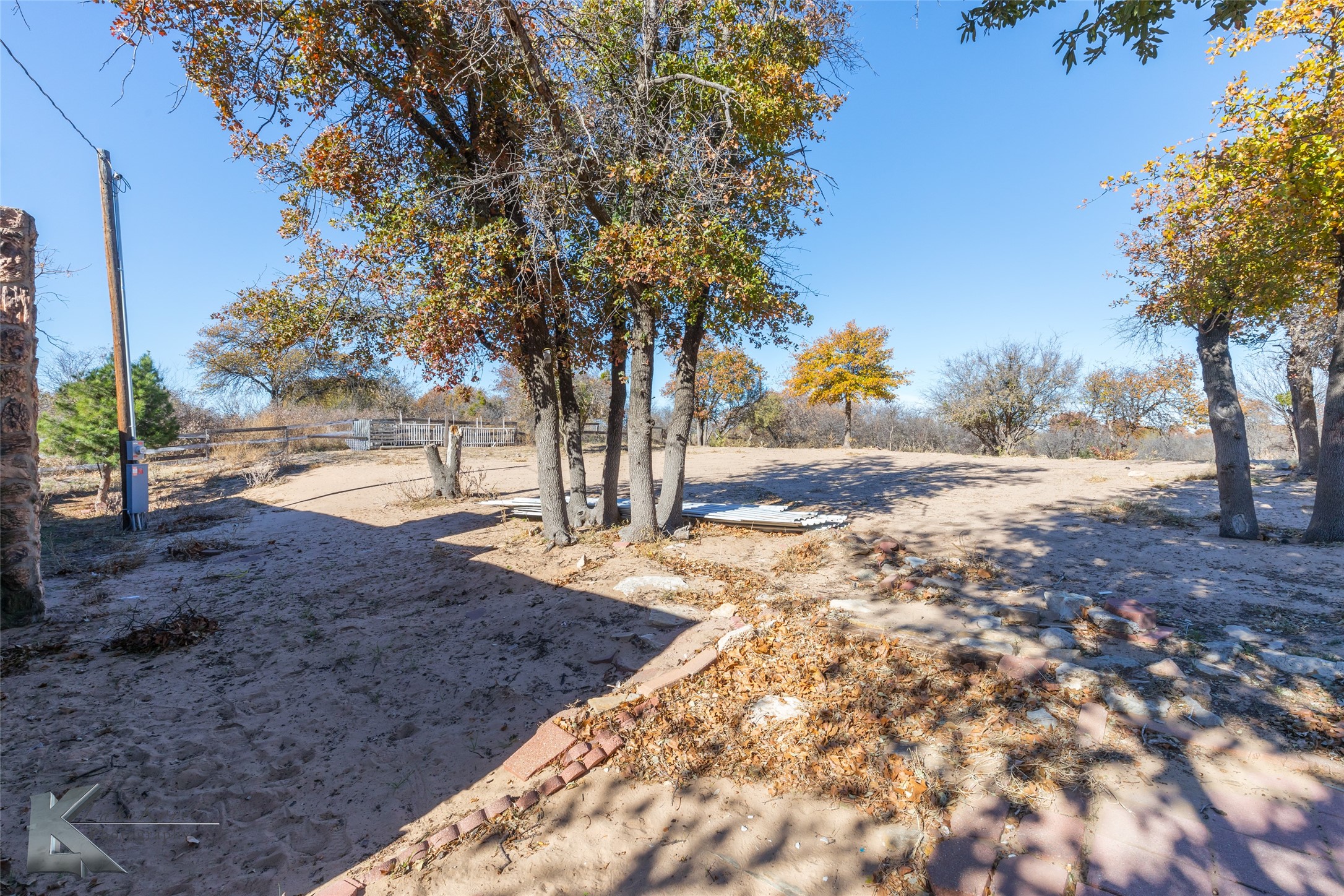 10001 County Road 379 Hawley TX 79525