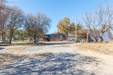 10001 County Road 379 Hawley TX 79525