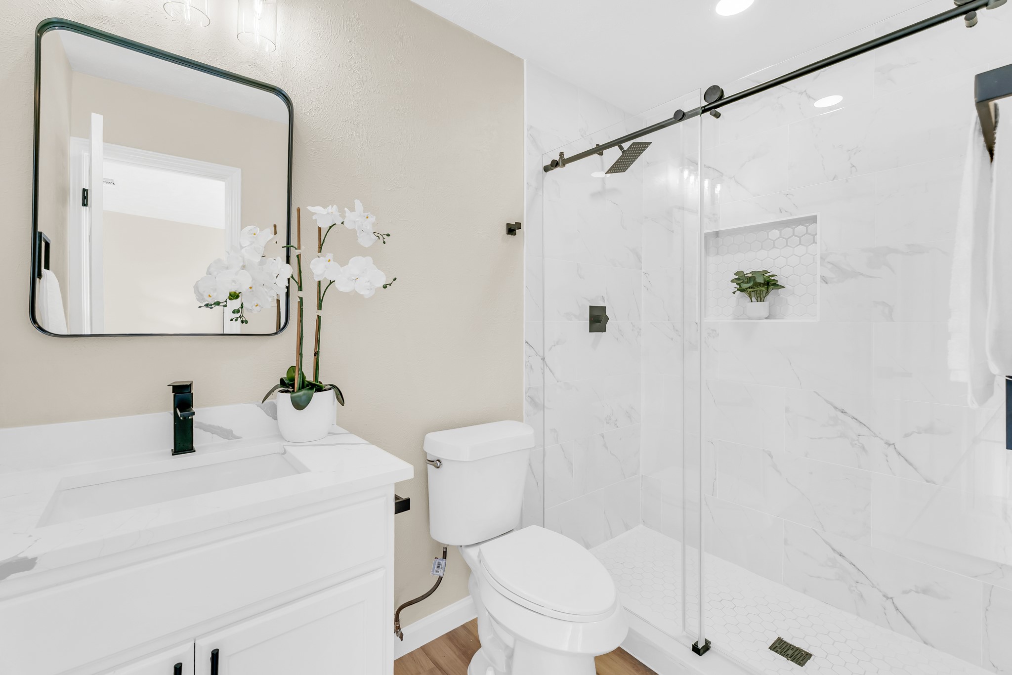 9131 High Plain Lane Dallas TX 75249