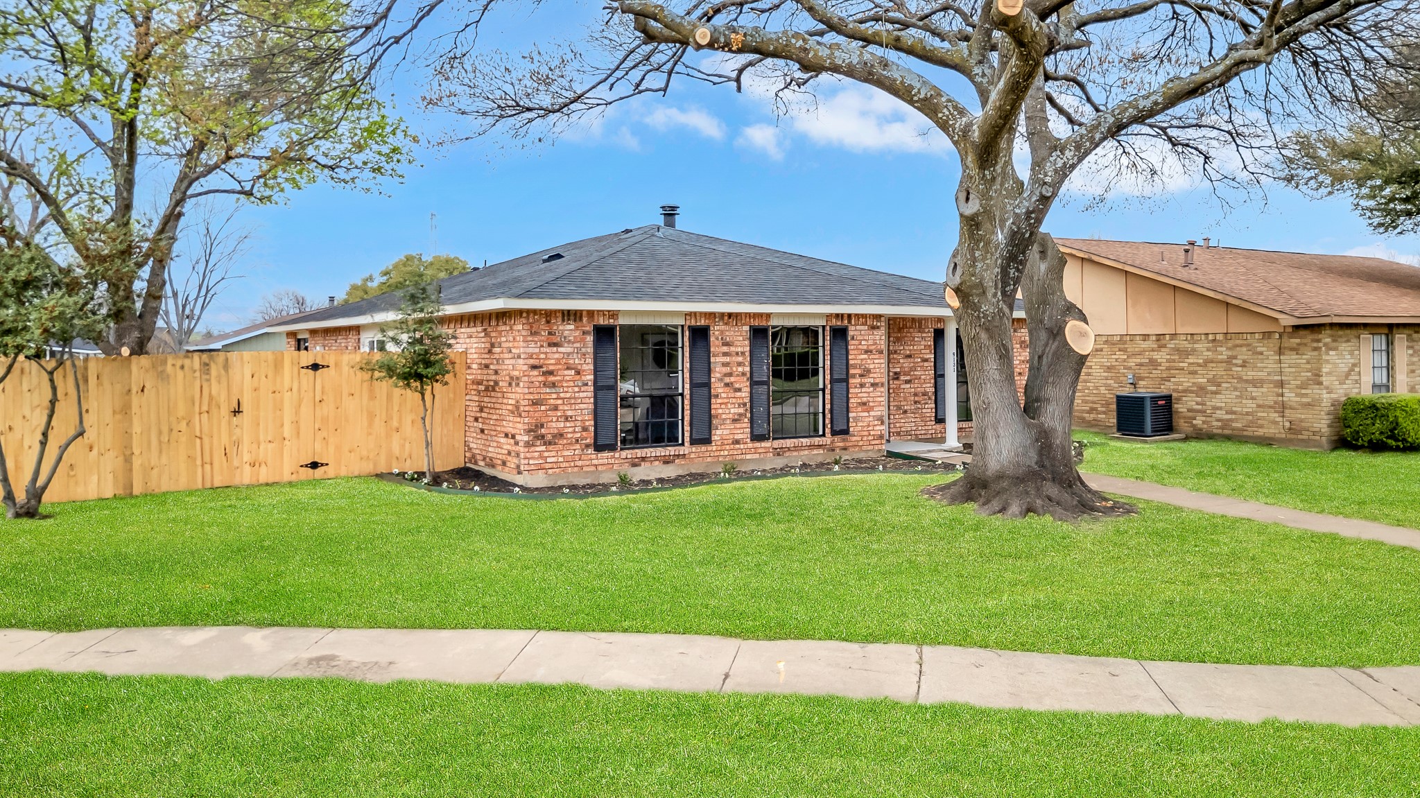 9131 High Plain Lane Dallas TX 75249