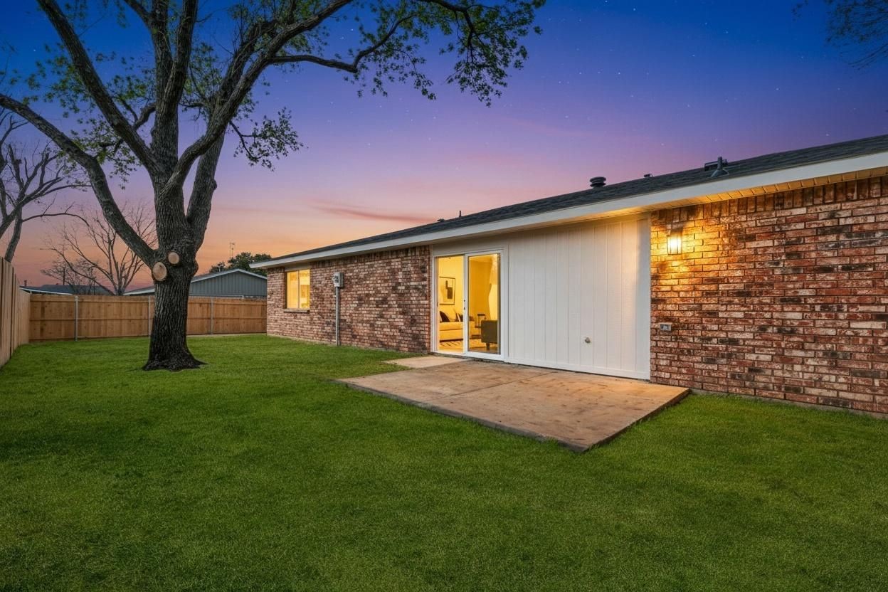 9131 High Plain Lane Dallas TX 75249