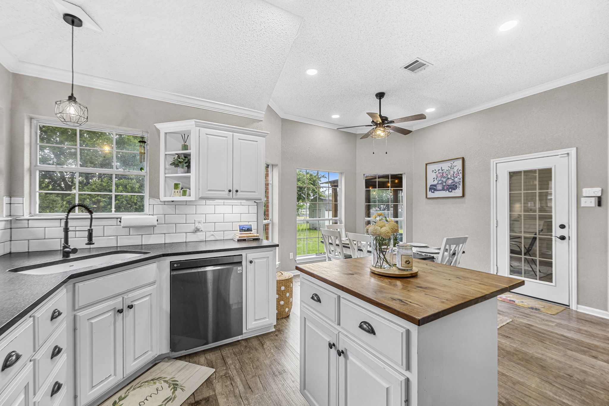 856 Tahoe Trail Drive Hewitt TX 76643