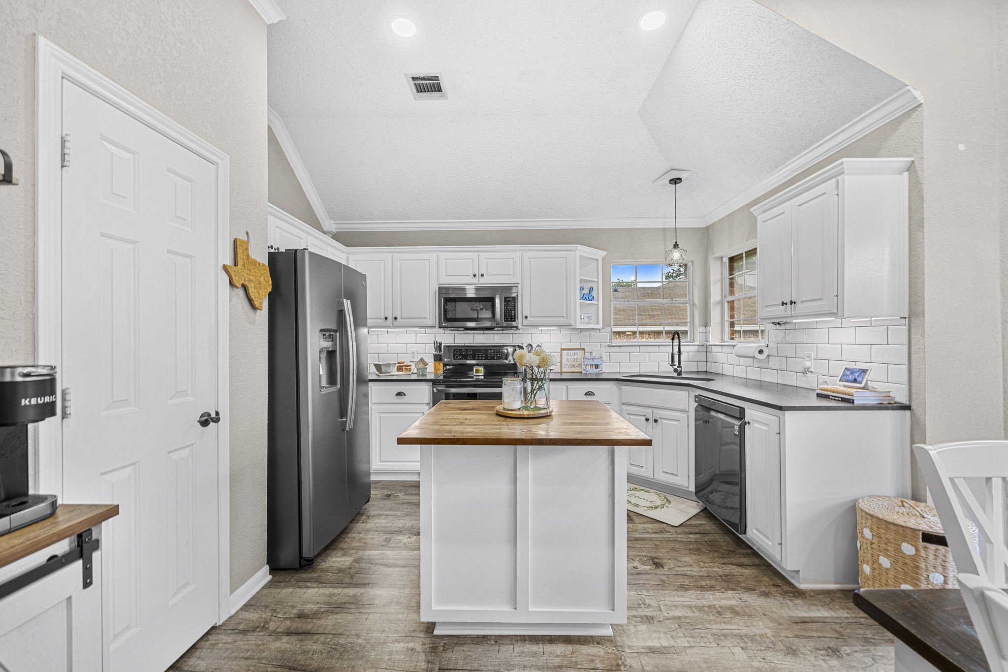 856 Tahoe Trail Drive Hewitt TX 76643