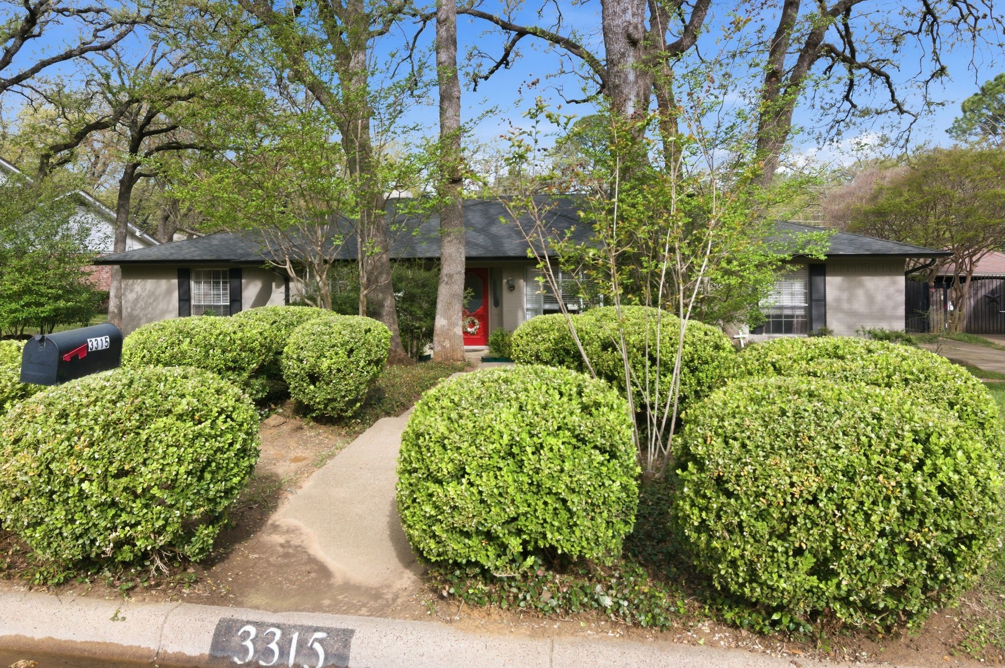 3315 Yellowstone Drive Arlington TX 76013