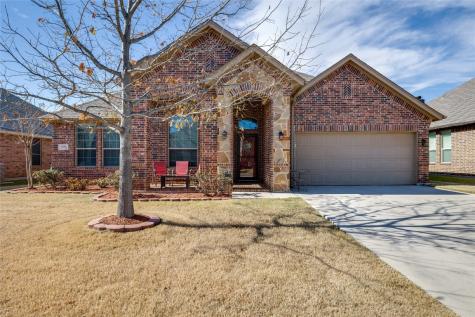 1215 Lantana Lane Burleson TX 76028