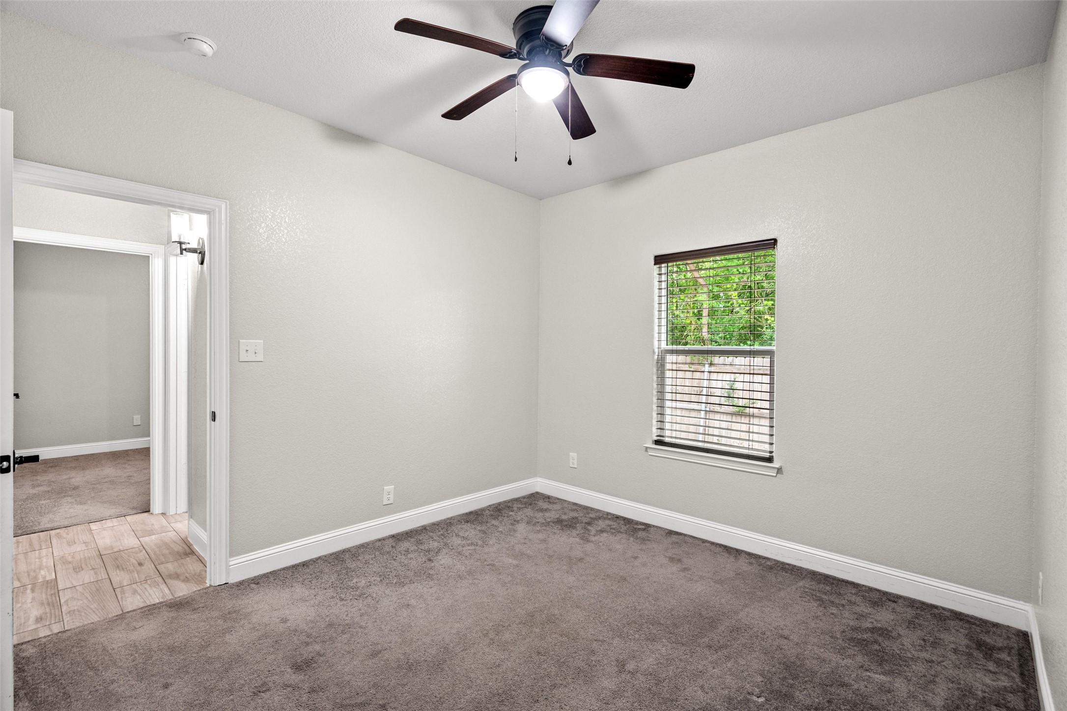 2955 Pearl Avenue Fort Worth TX 76106