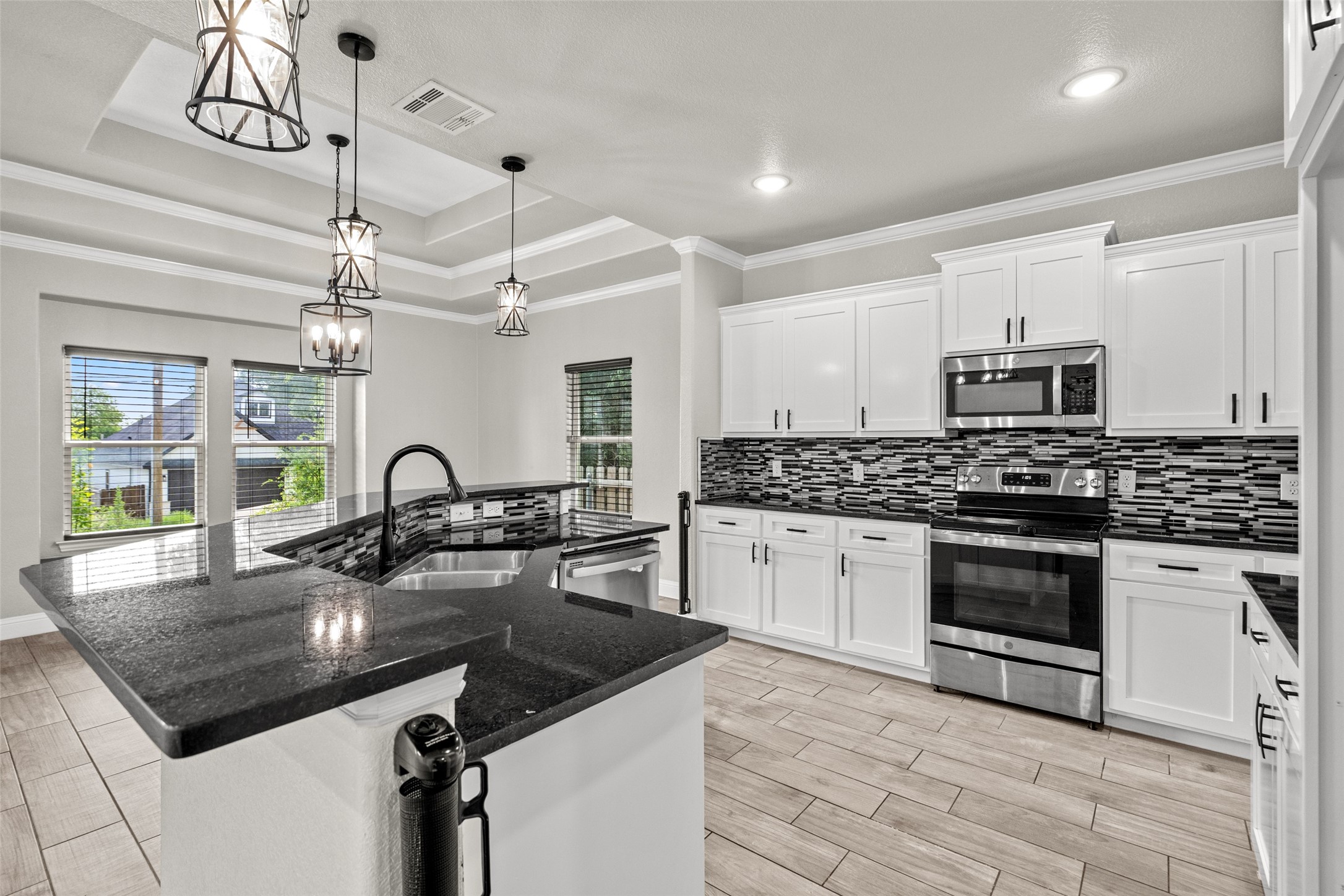 2955 Pearl Avenue Fort Worth TX 76106