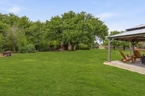 1092 Holly Lane Lewisville TX 75067