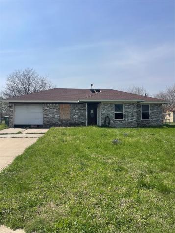 403 S 1st Street Sanger TX 76266