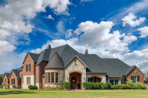 7148 Lakes End Court Mansfield TX 76063