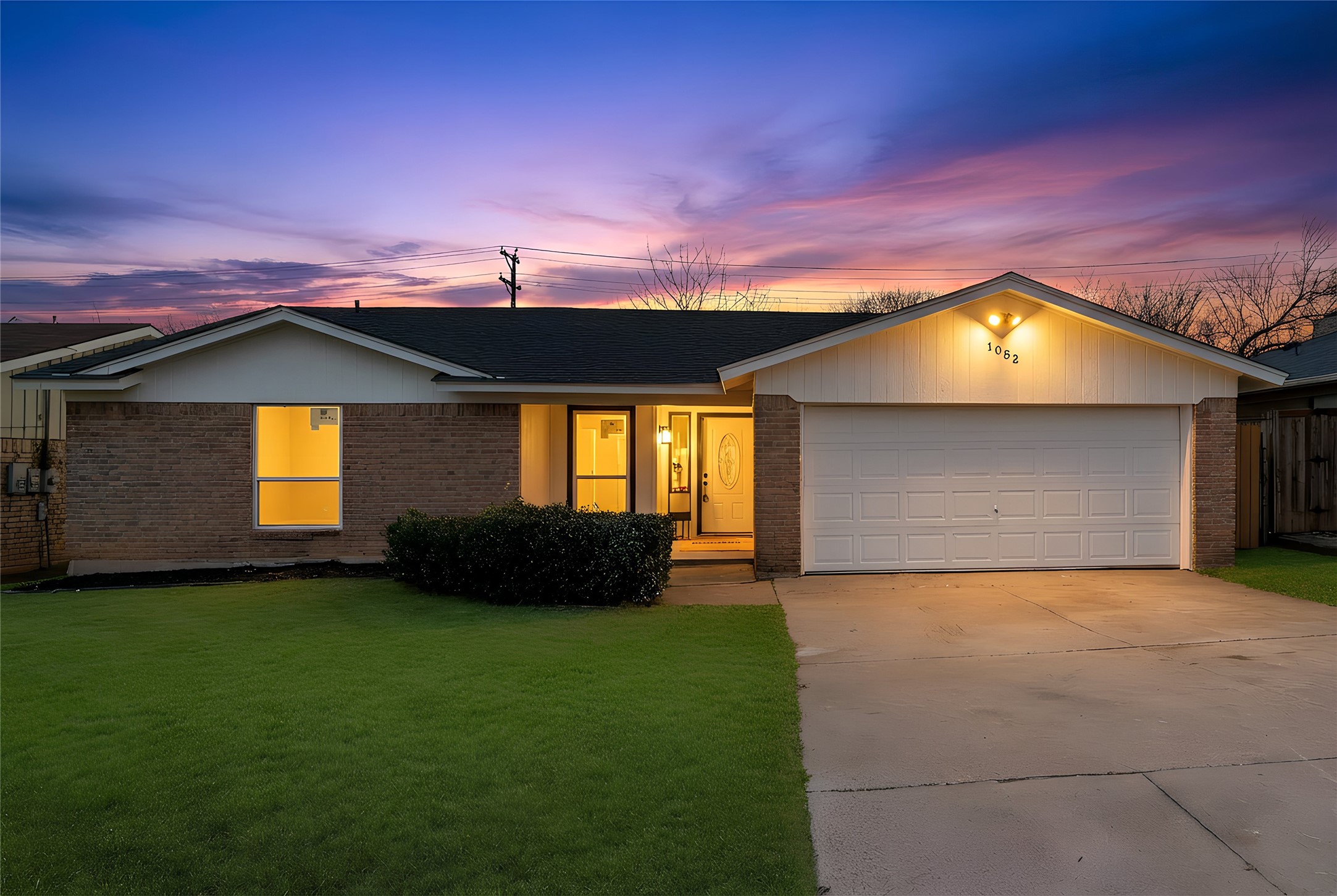 1052 Fox River Lane Fort Worth TX 76120