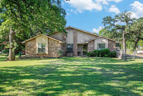 108 Gloria Drive Springtown TX 76082
