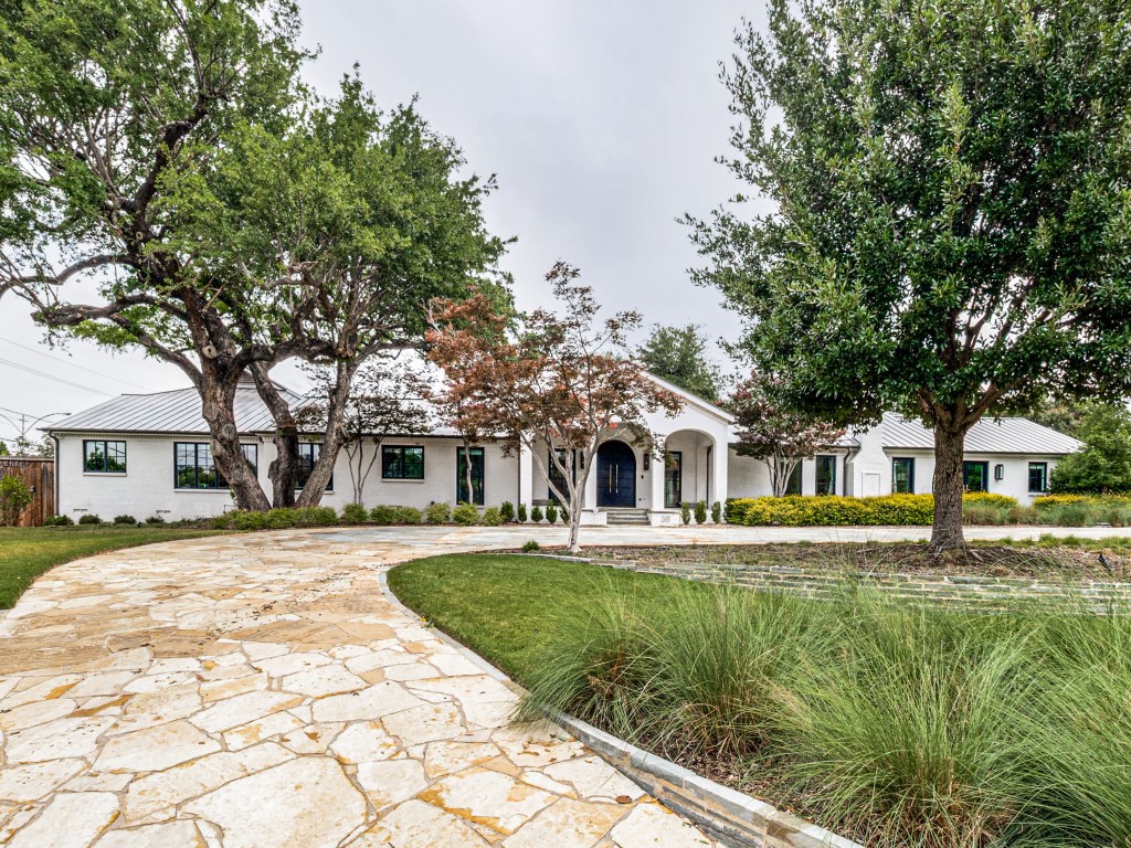 5111 Meaders Lane Dallas TX 75229