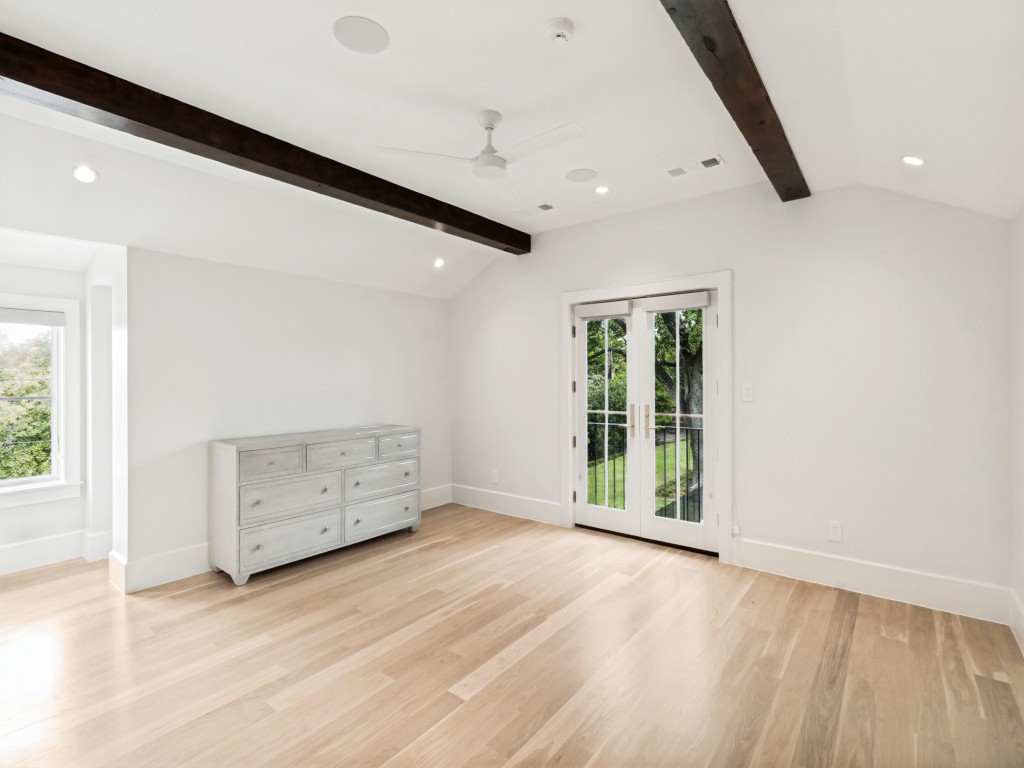5111 Meaders Lane Dallas TX 75229