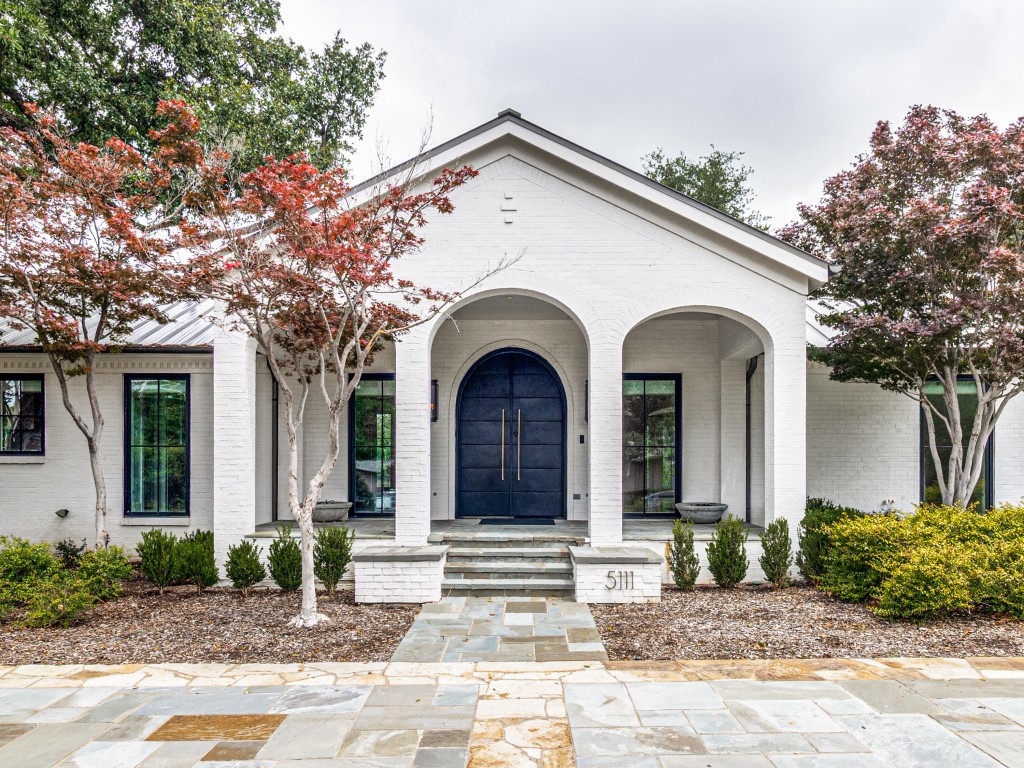 5111 Meaders Lane Dallas TX 75229