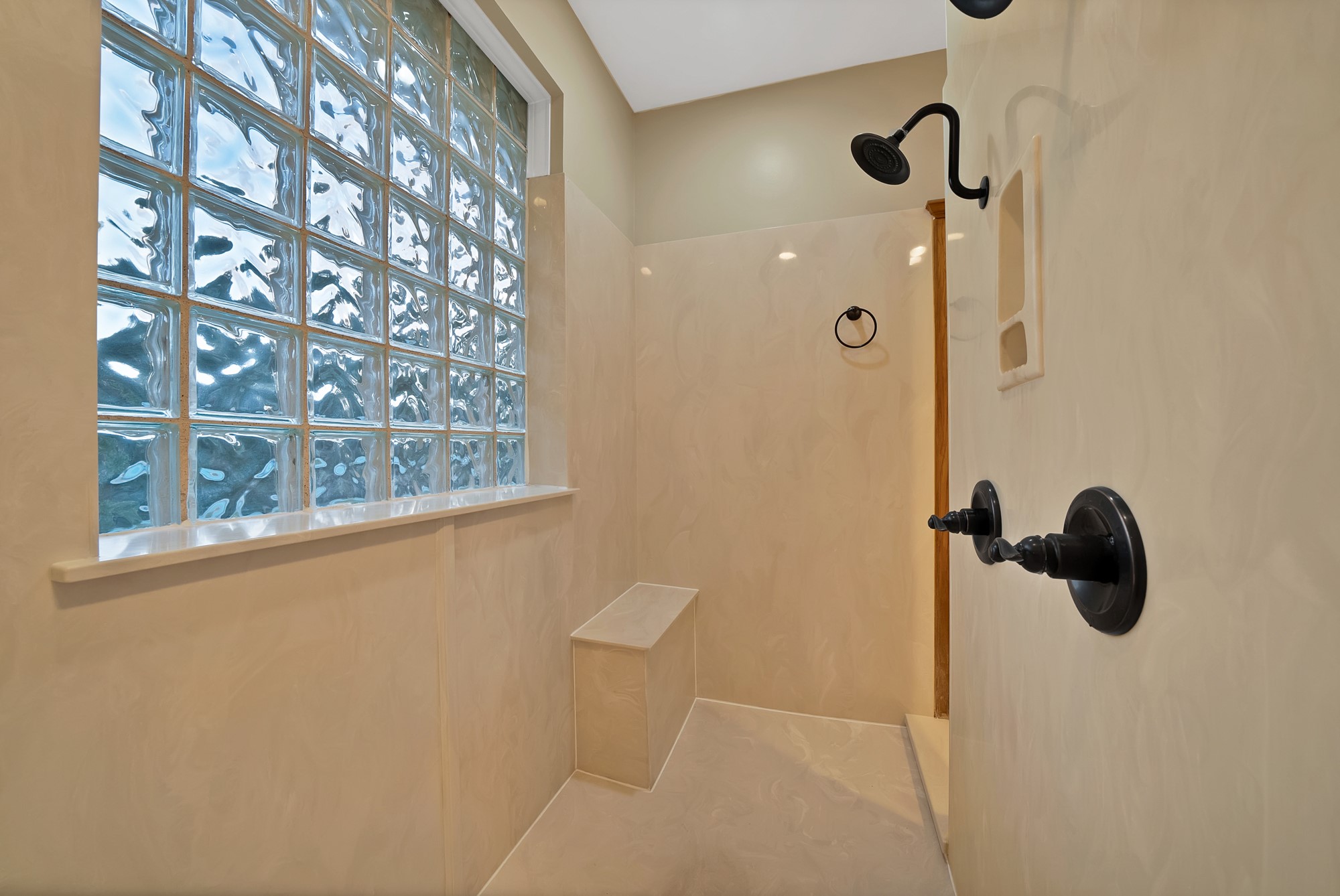 119 Allie Court Hudson Oaks TX 76087
