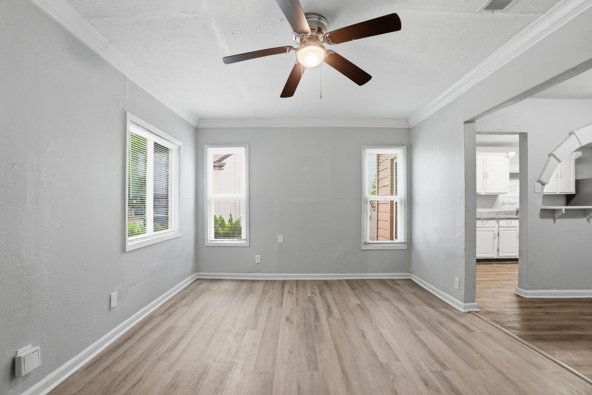 2547 Wilton Avenue Dallas TX 75211