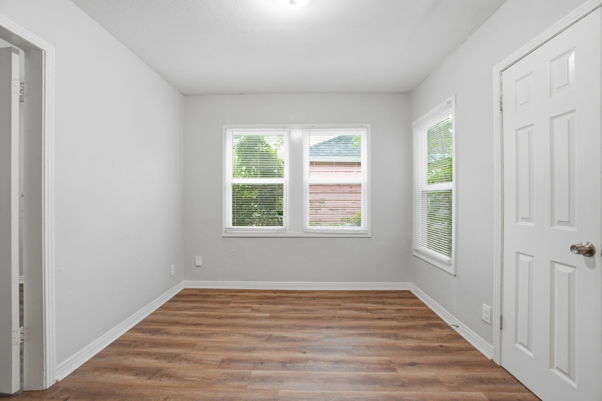 2547 Wilton Avenue Dallas TX 75211