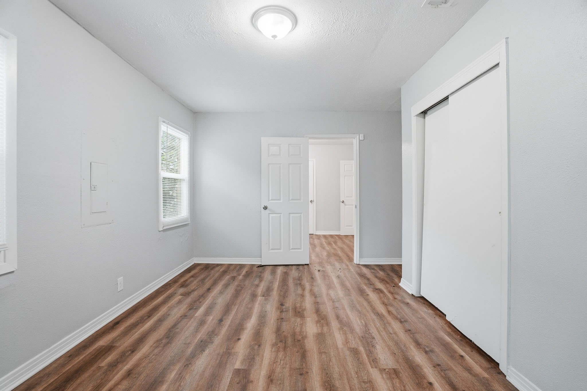 2547 Wilton Avenue Dallas TX 75211