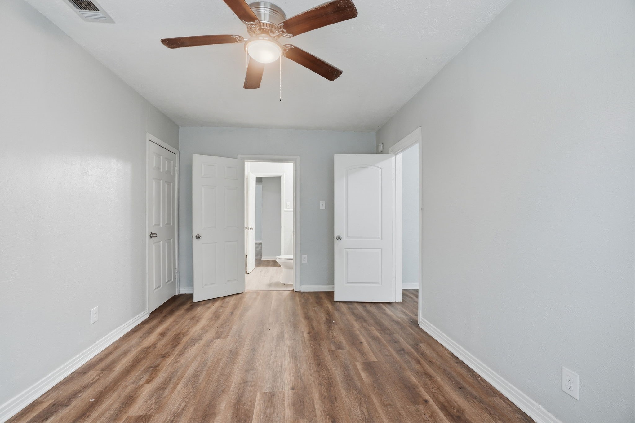 2547 Wilton Avenue Dallas TX 75211