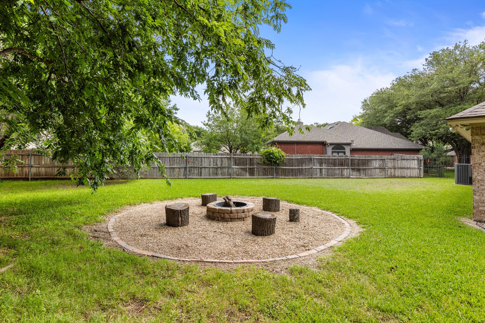 901 Steamboat Circle Hewitt TX 76643