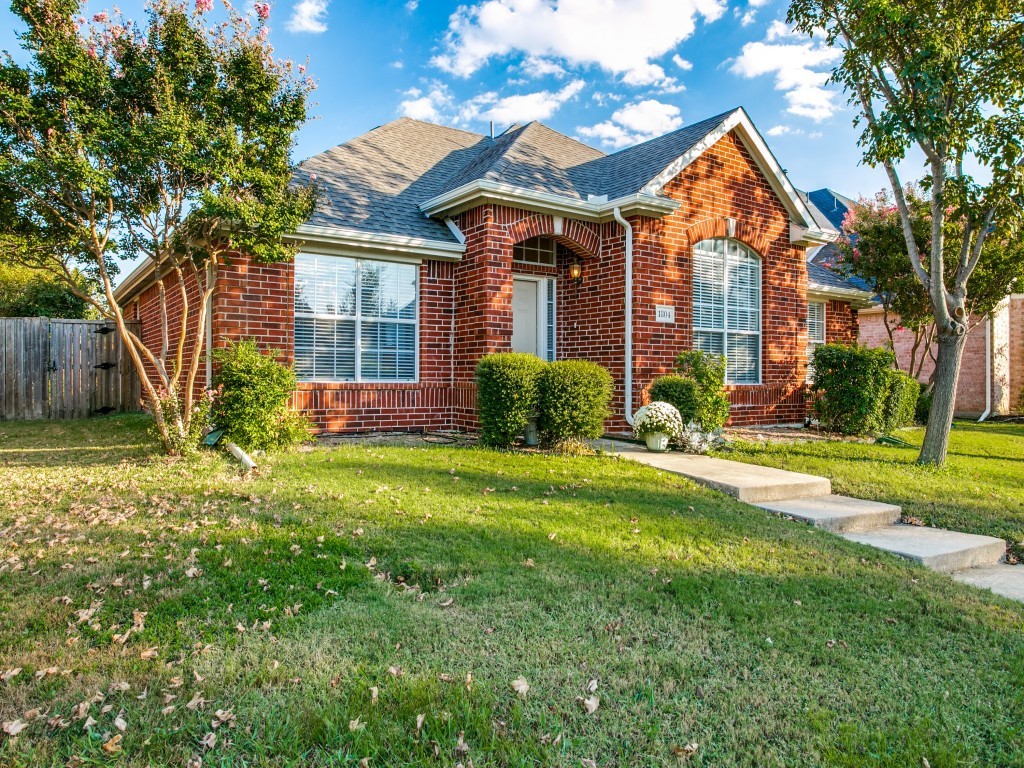 1804 Clark Drive Carrollton TX 75010