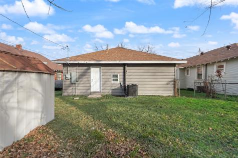 1205 W Arlington Avenue Fort Worth TX 76110