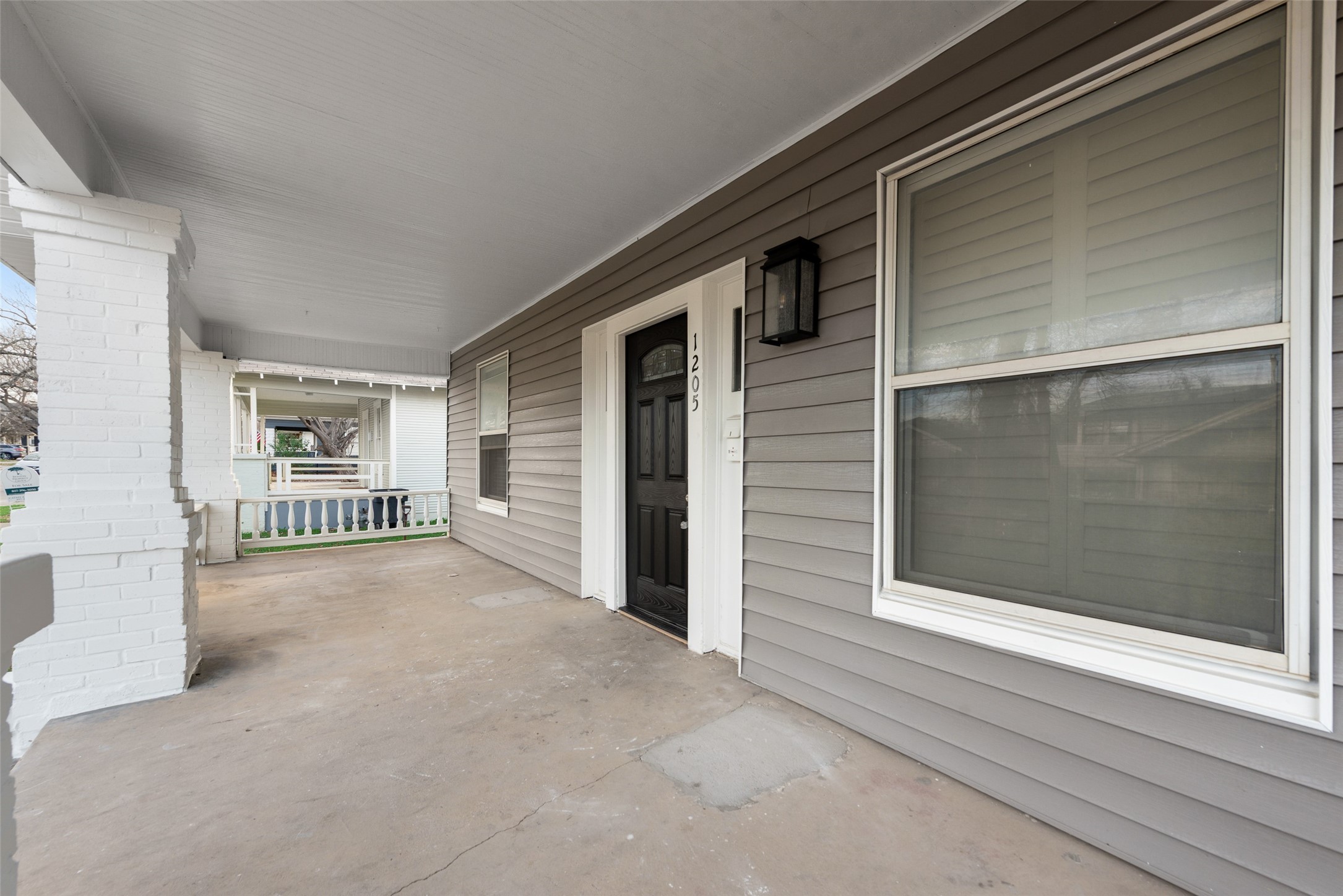 1205 W Arlington Avenue Fort Worth TX 76110