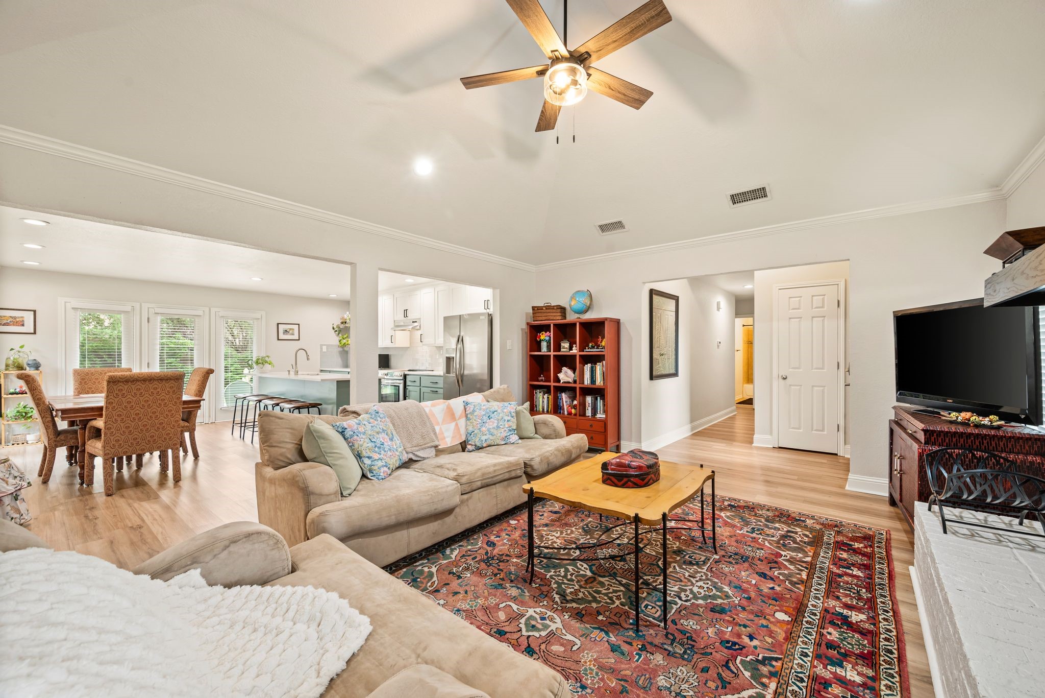 6616 High Lawn Terrace Watauga TX 76148