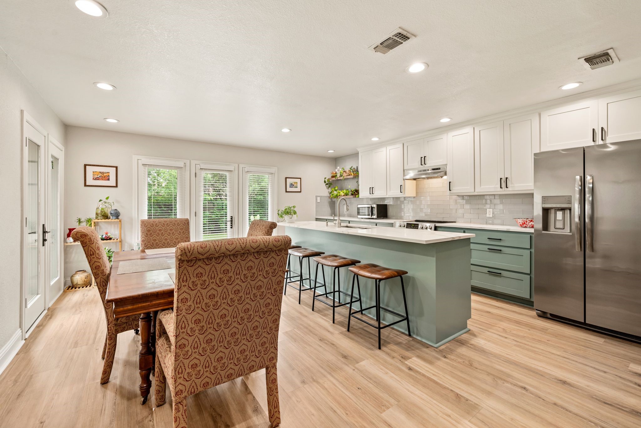 6616 High Lawn Terrace Watauga TX 76148
