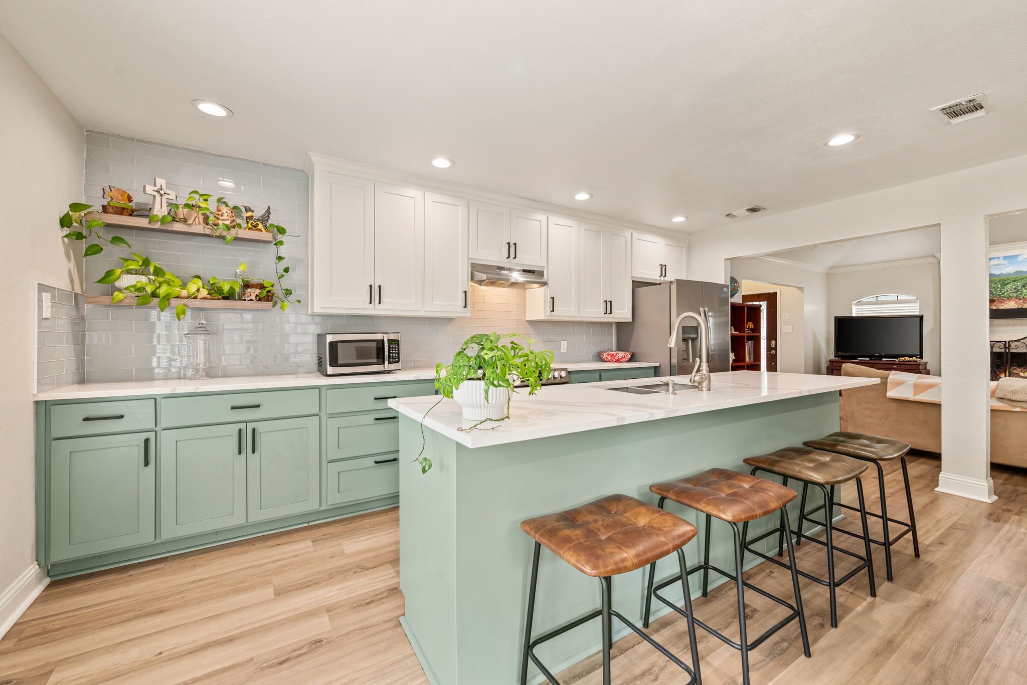 6616 High Lawn Terrace Watauga TX 76148