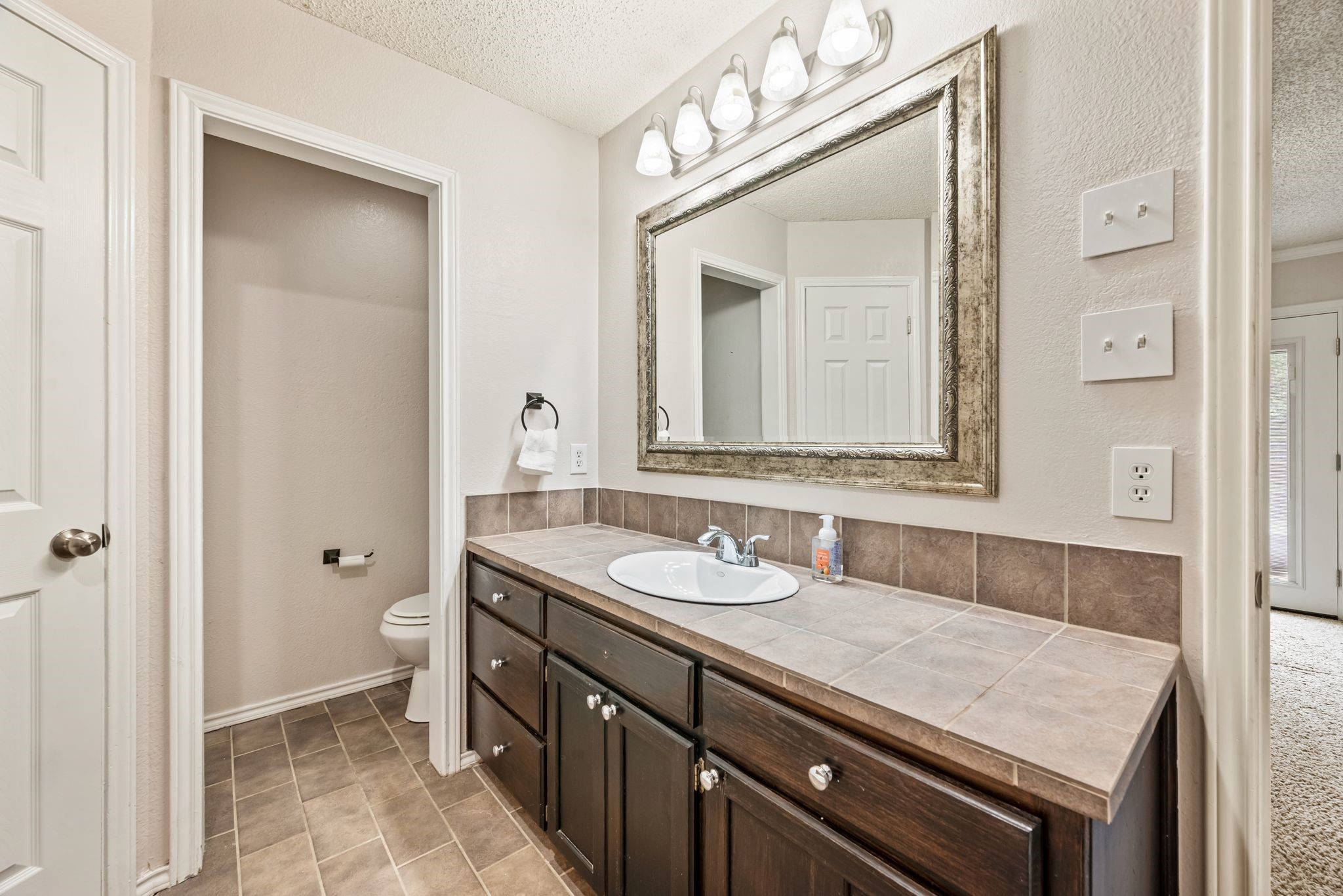 6616 High Lawn Terrace Watauga TX 76148