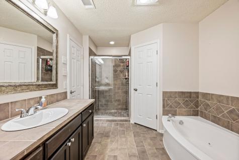 6616 High Lawn Terrace Watauga TX 76148
