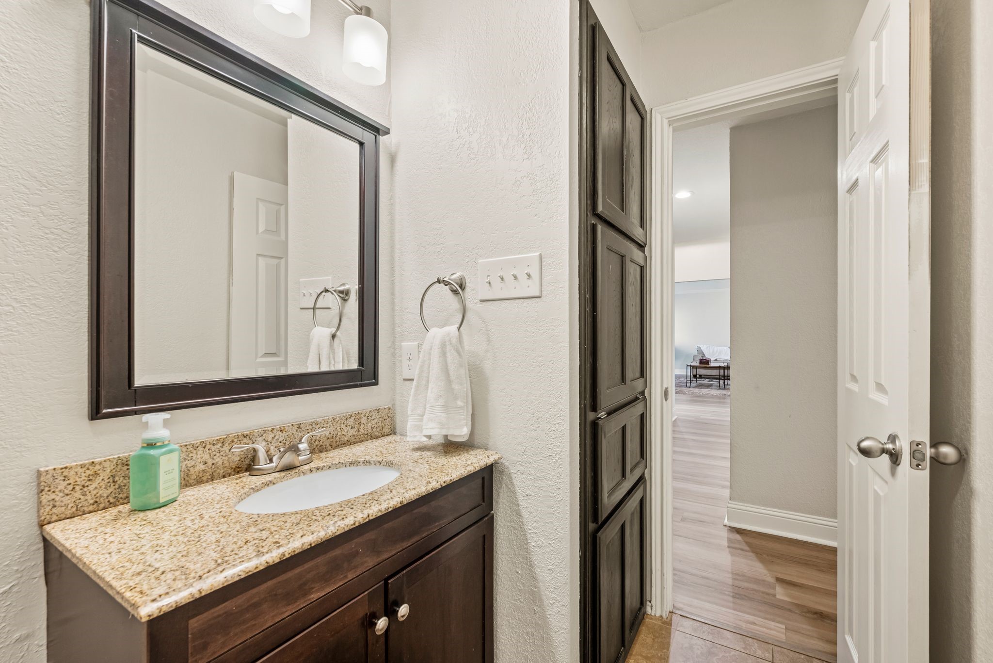 6616 High Lawn Terrace Watauga TX 76148