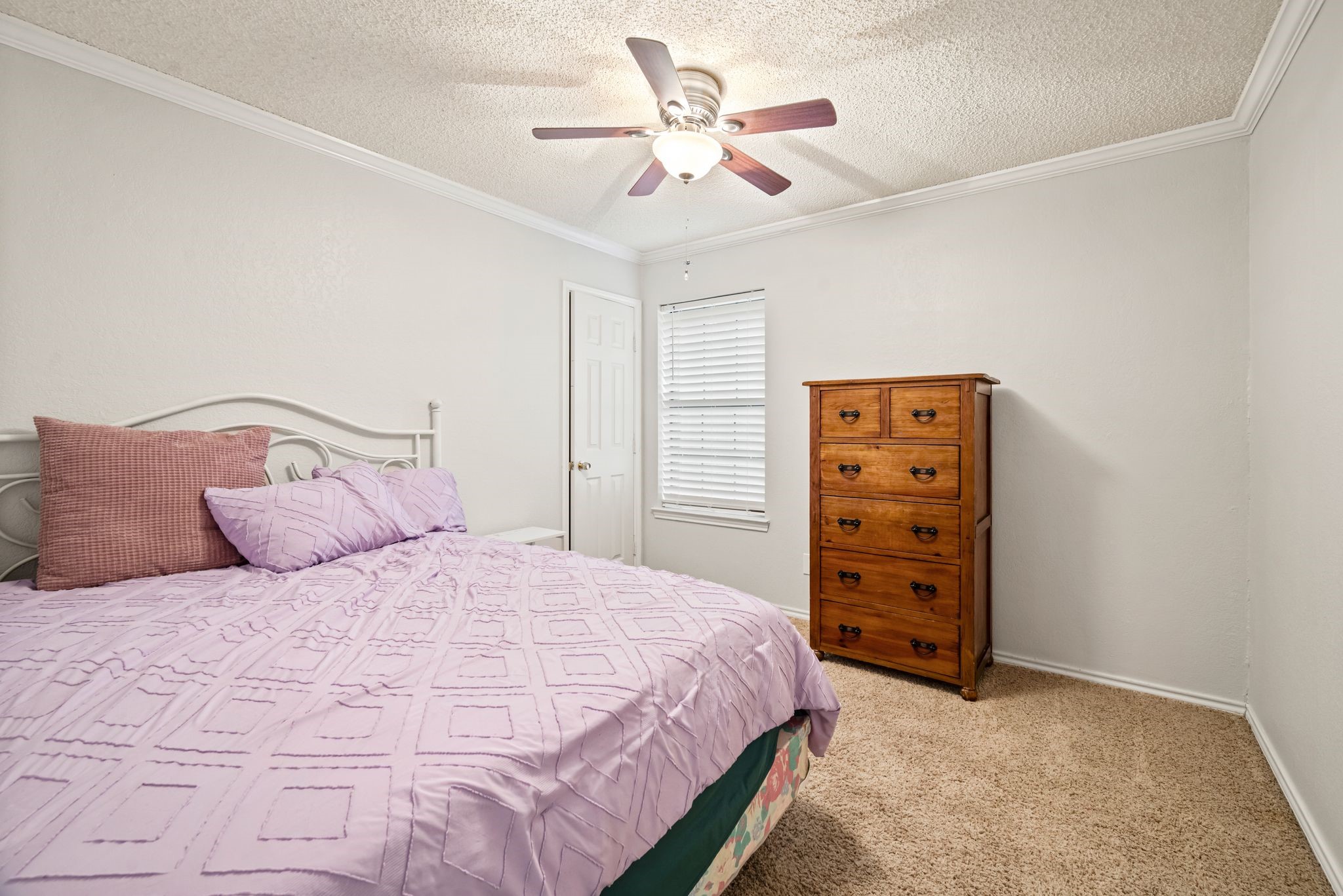 6616 High Lawn Terrace Watauga TX 76148