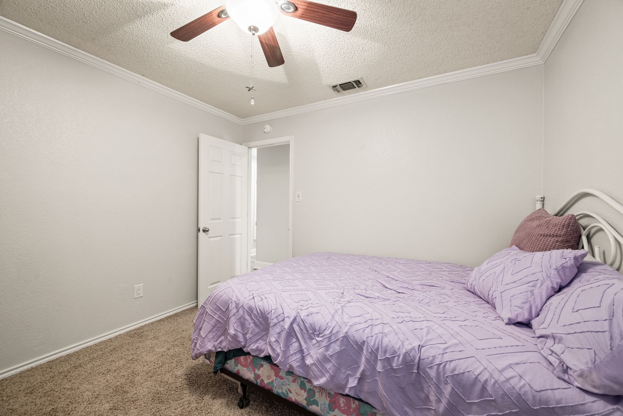 6616 High Lawn Terrace Watauga TX 76148