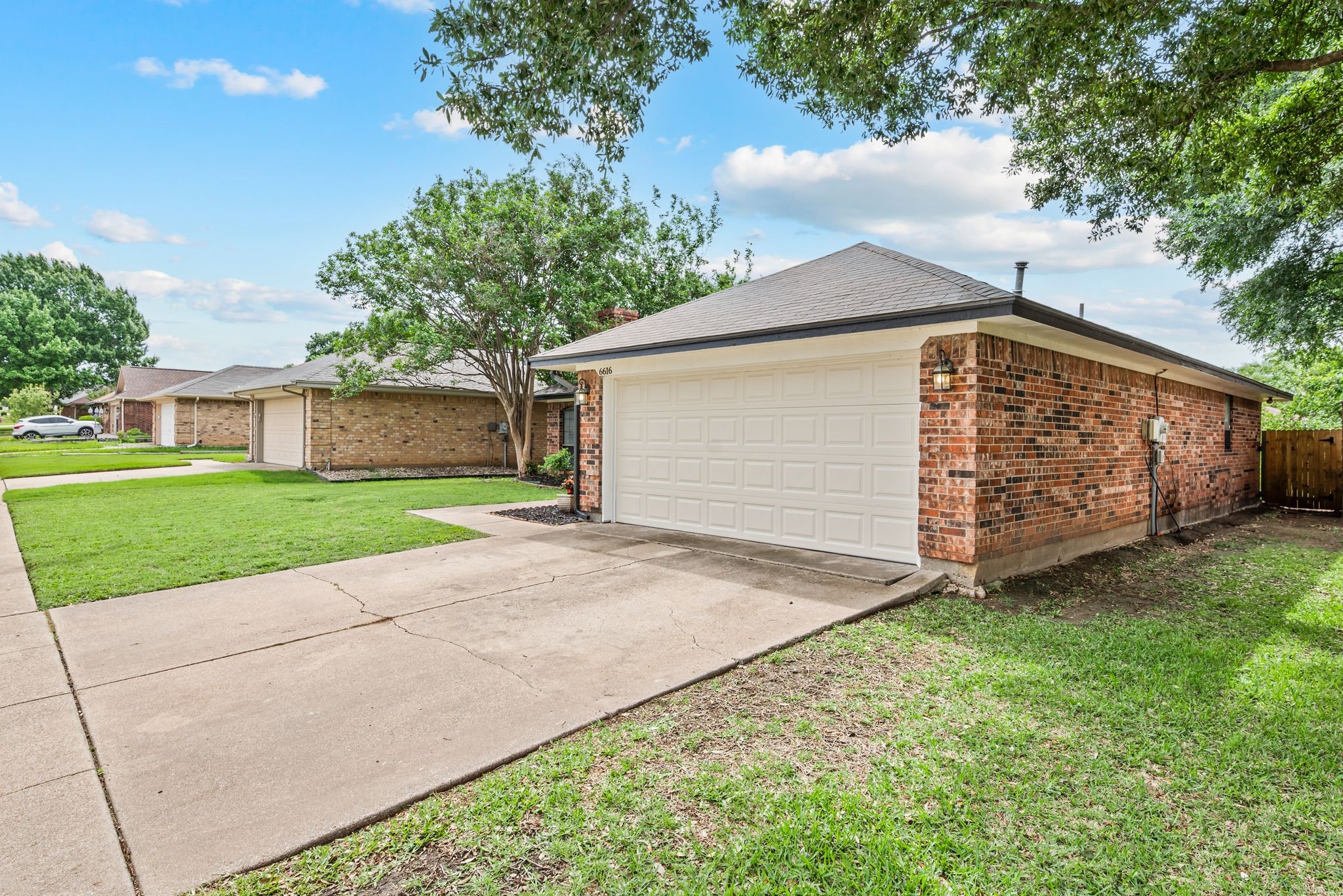 6616 High Lawn Terrace Watauga TX 76148