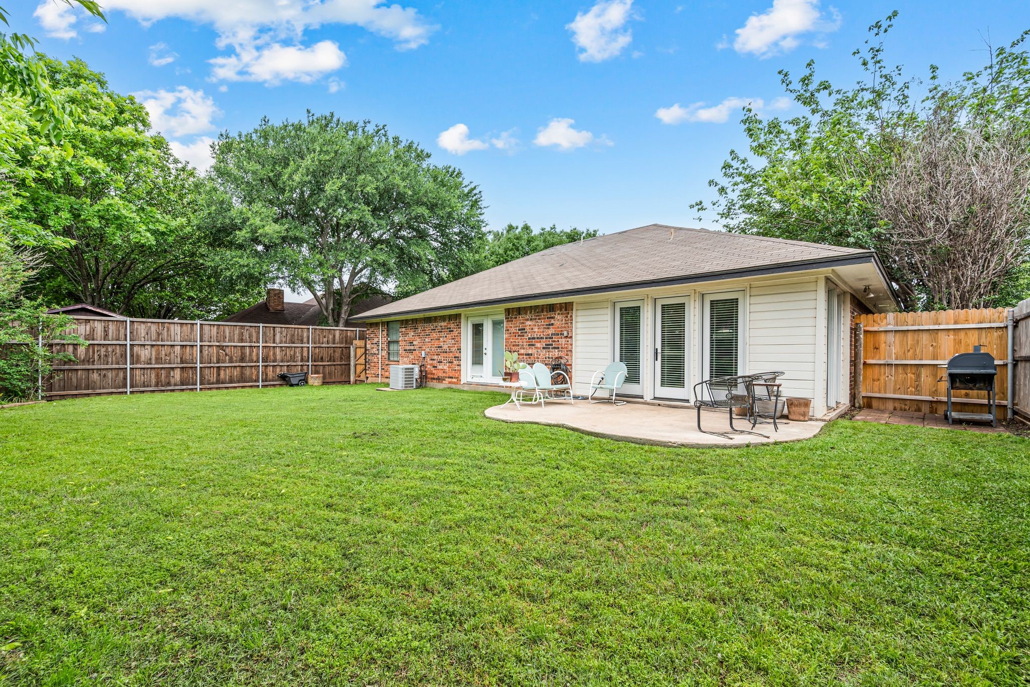 6616 High Lawn Terrace Watauga TX 76148