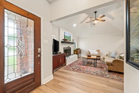6616 High Lawn Terrace Watauga TX 76148