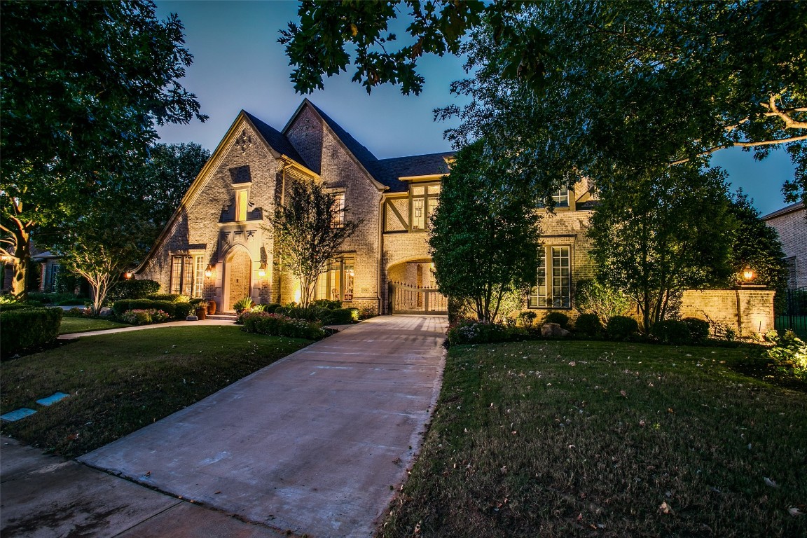 1908 Grosvenor Lane Colleyville TX 76034