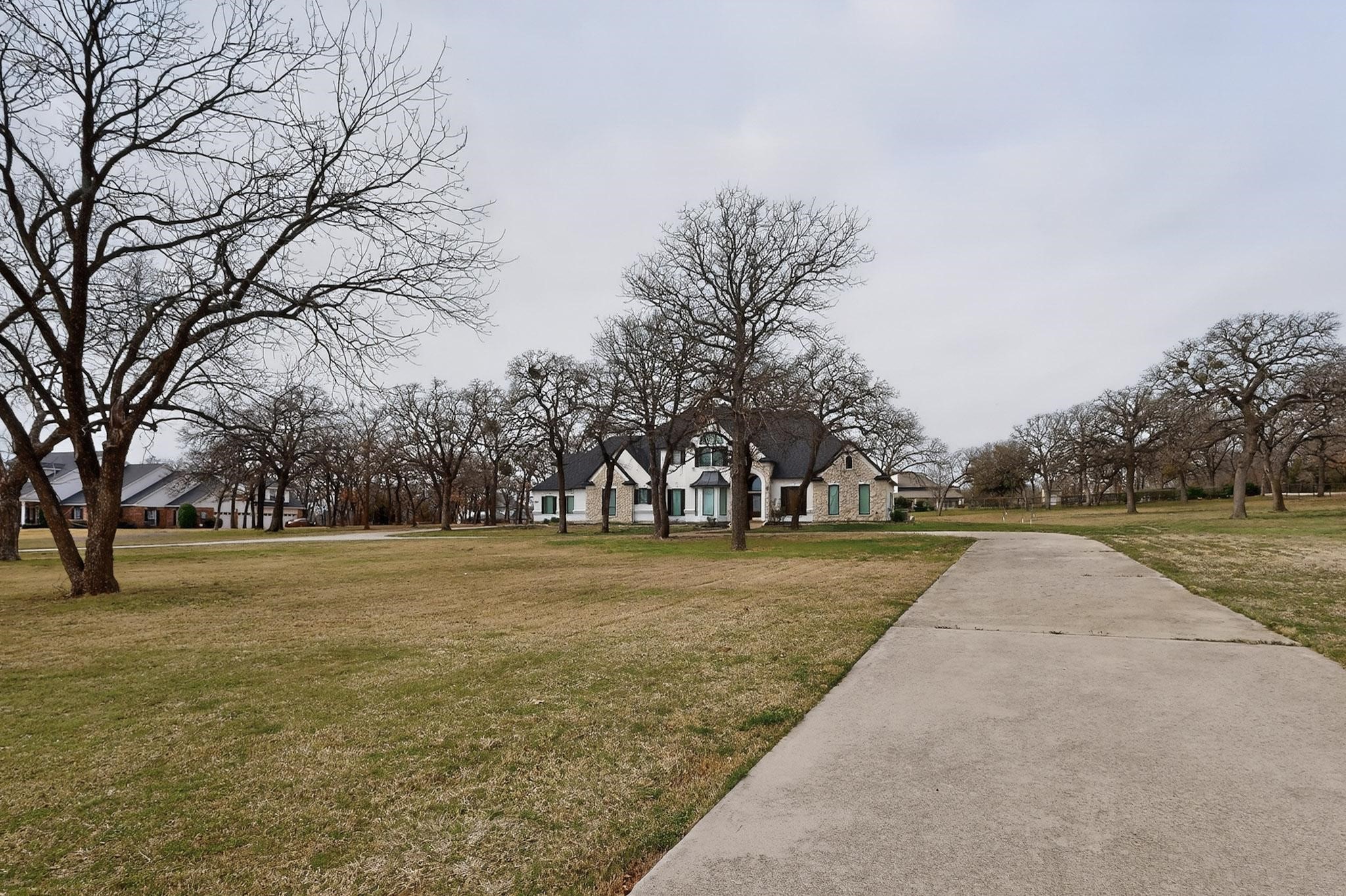 531 E Hickory Ridge Circle Argyle TX 76226