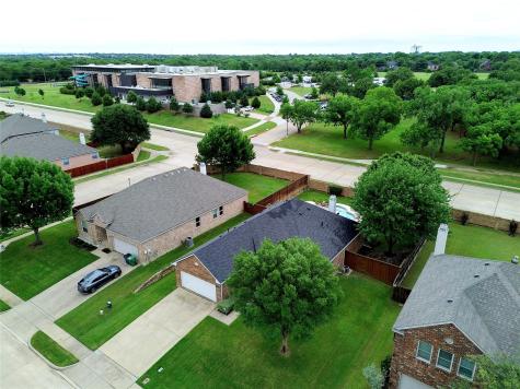 1140 Whispering Trail Circle Lewisville TX 75067