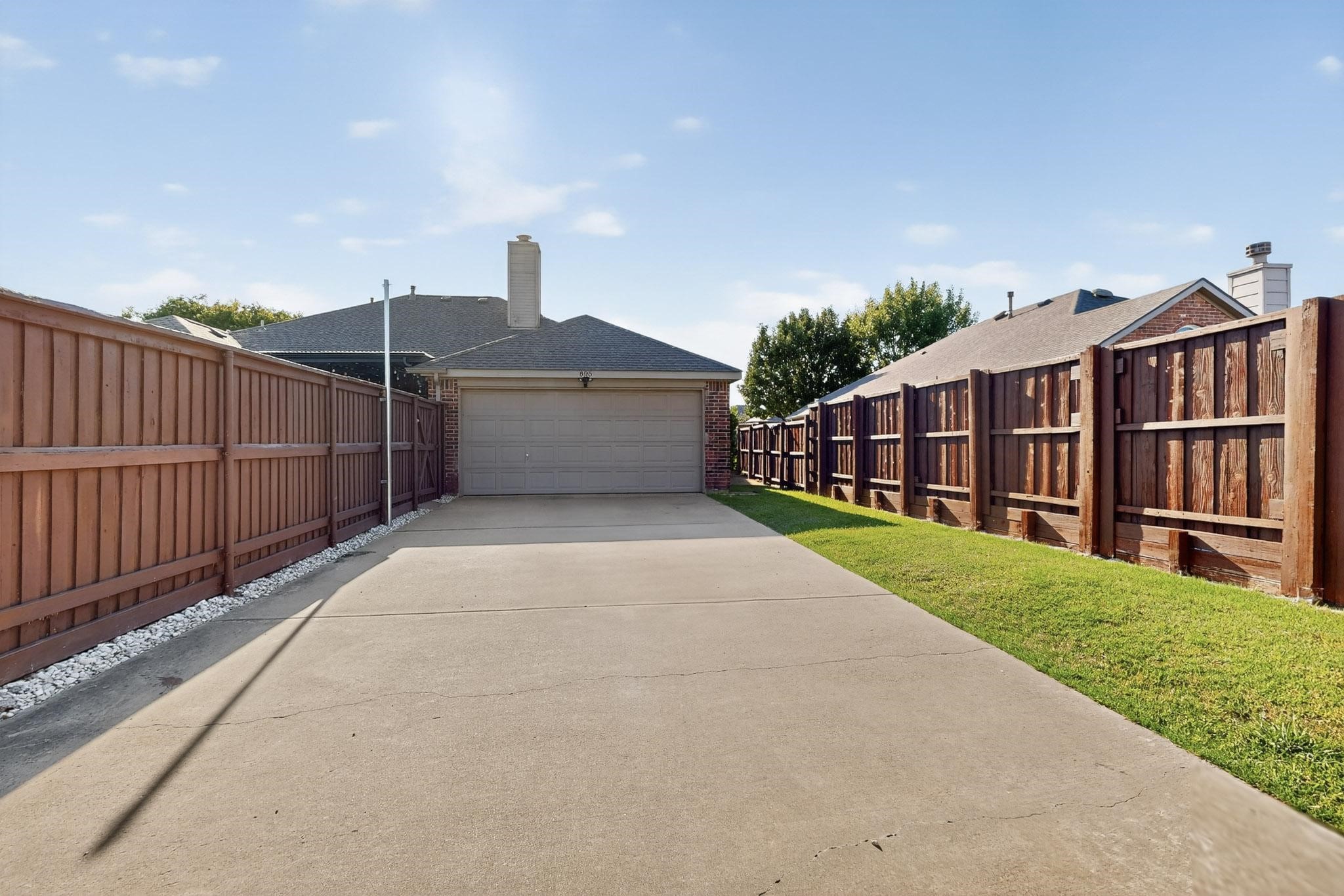805 Kathryn Drive Lewisville TX 75067