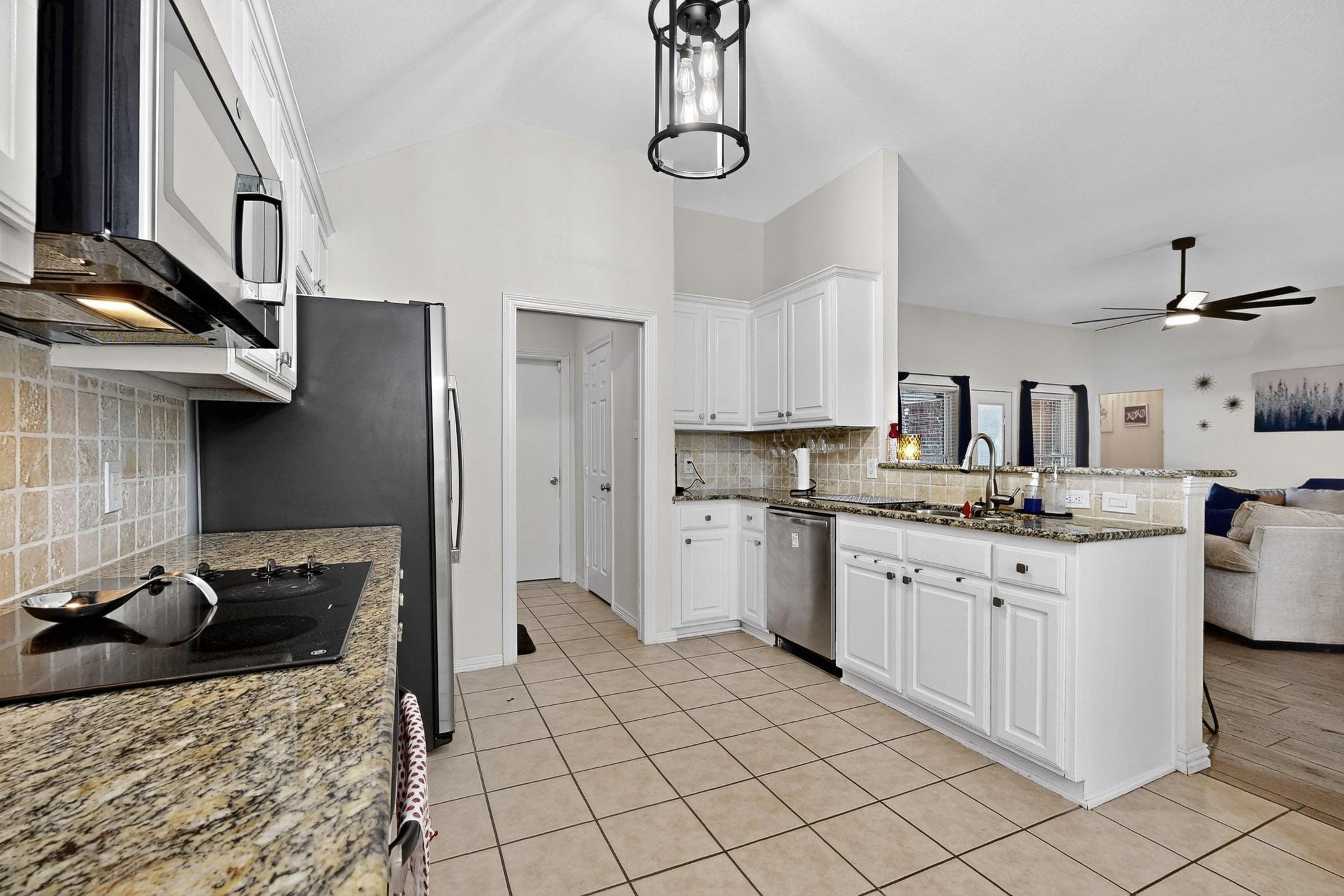 805 Kathryn Drive Lewisville TX 75067