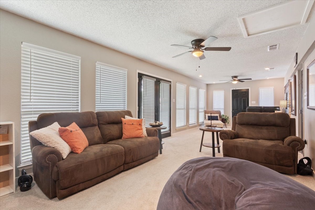 118 Rocky Creek Avenue Groesbeck TX 76642