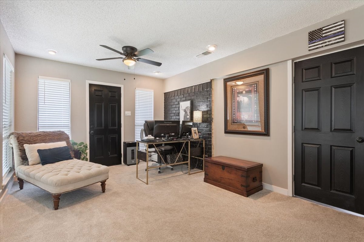 118 Rocky Creek Avenue Groesbeck TX 76642