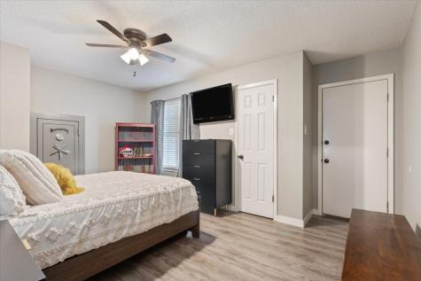 118 Rocky Creek Avenue Groesbeck TX 76642